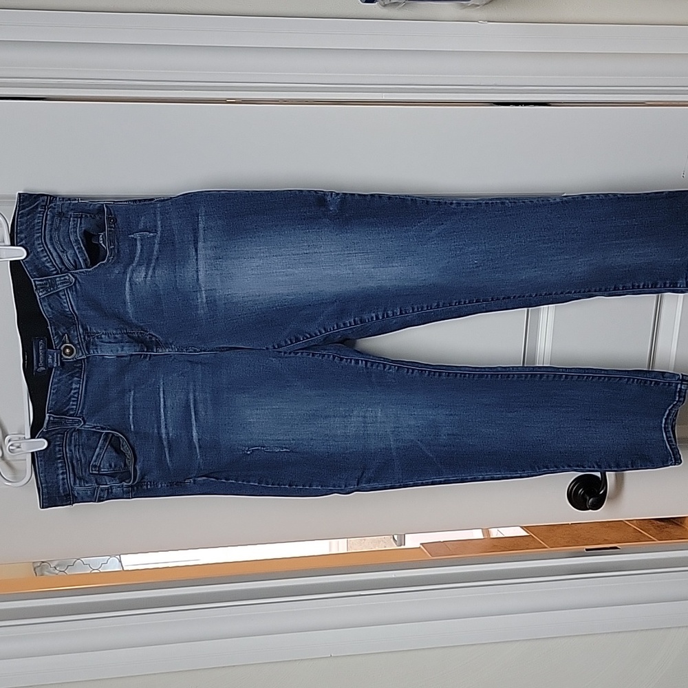Democracy 18W "Ab Solution" Straight Leg Jeans